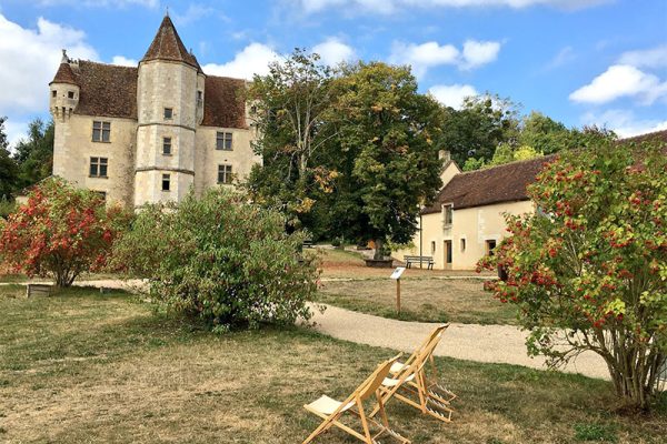 1688662130_215_Guide-du-Perche-Normandie