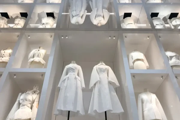 Christian-Dior-Exhibition-2