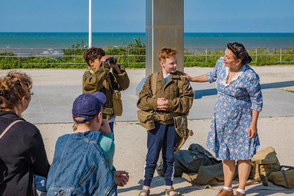 D-Day-raconte-aux-enfants-anibas-photography-sabina-lorkin-1536x1024-1