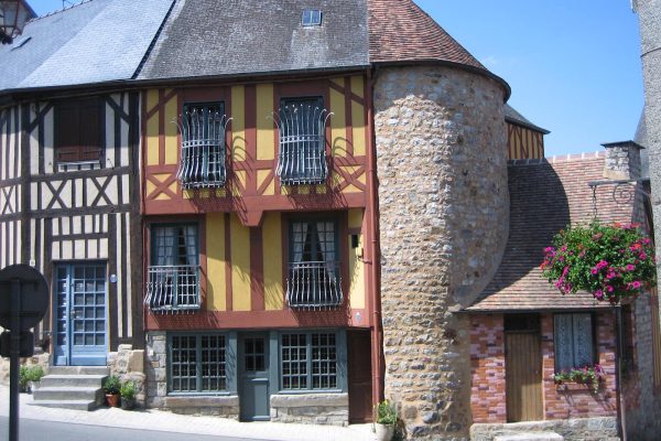 domfront_5cot_domfrontreduit