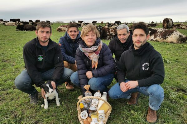 famille-lefranc-decembre-2022-credit-photo-la-ferme-des-cara-meuh-8