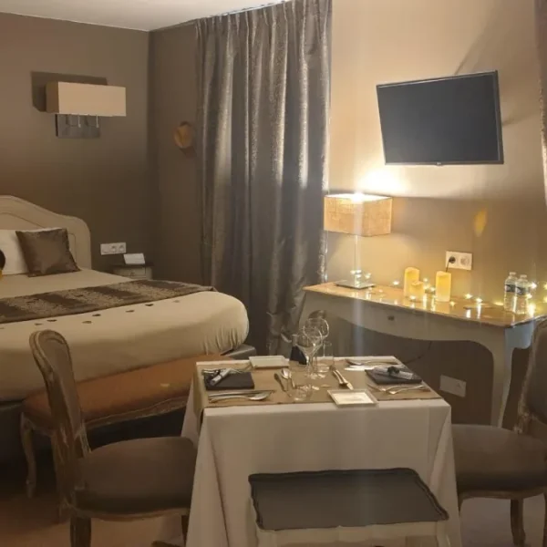 lion-d-or-bayeux-chambres-junior-suite-famille-004
