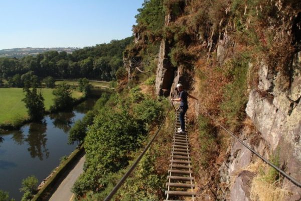 via-ferrata1-854x569